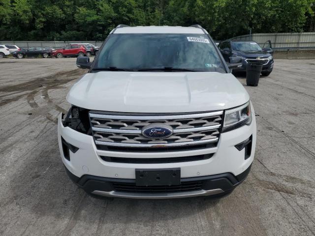 1FM5K8D80JGA53493 - 2018 FORD EXPLORER XLT أبيض صورة 5