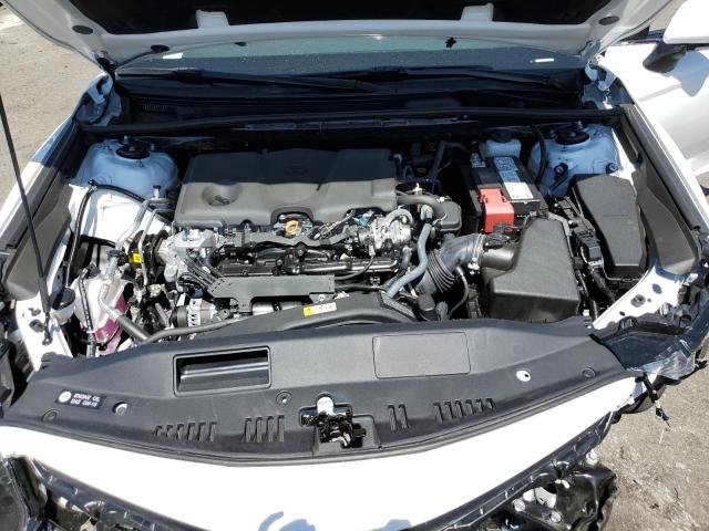 4T1T11AK3PU831619 - 2023 TOYOTA CAMRY SE NIGHT SHADE WHITE photo 11