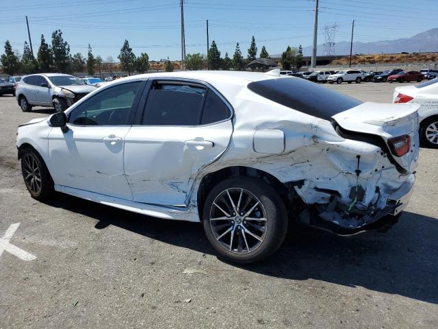 4T1T11AK3PU831619 - 2023 TOYOTA CAMRY SE NIGHT SHADE WHITE photo 2