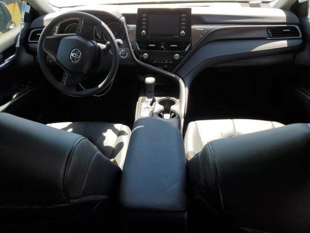 4T1T11AK3PU831619 - 2023 TOYOTA CAMRY SE NIGHT SHADE WHITE photo 8