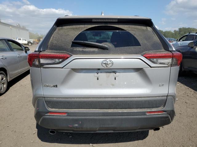 2T3H1RFV2KC006499 - 2019 TOYOTA RAV4 LE Серебристый фото 6