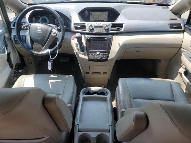 5FNRL5H66HB000151 - 2017 HONDA ODYSSEY EXL WHITE photo 8