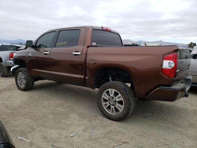 5TFAW5F12FX440821 - 2015 TOYOTA TUNDRA CREWMAX 1794 BROWN photo 2