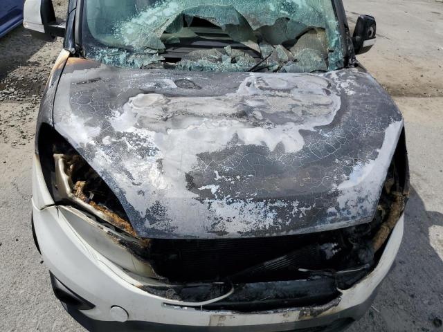 ZFBERFBT8G6B14590 - 2016 RAM PROMASTER SLT WHITE photo 12