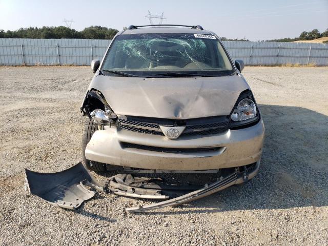 5TDBA22C34S004149 - 2004 TOYOTA SIENNA XLE GOLD photo 5