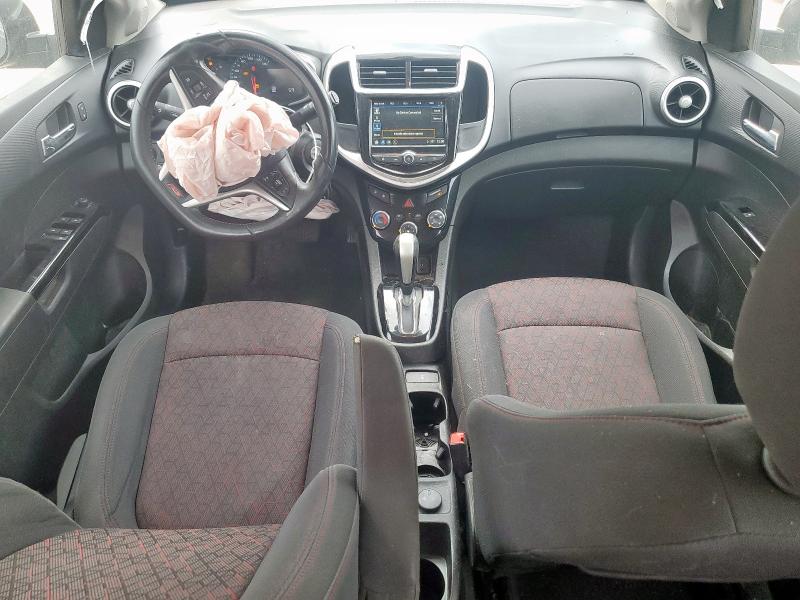 1G1JD6SH8J4103068 - 2018 CHEVROLET SONIC LT 石墨色 照片 8