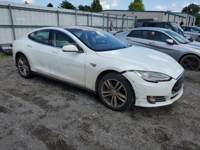 5YJSA1CN6DFP26326 - 2013 TESLA MODEL S WHITE photo 4
