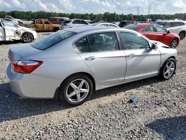 1HGCR2F71DA059594 - 2013 HONDA ACCORD EX SILVER photo 3