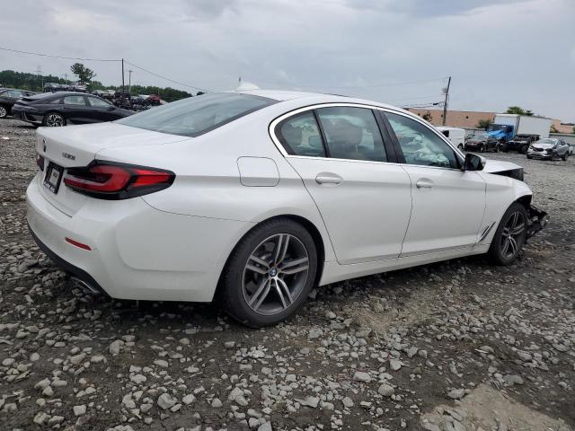 WBA13BJ06MWX18447 - 2021 BMW 530 XI WHITE photo 3