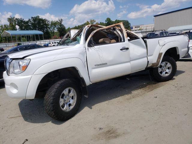 5TETU62N56Z220479 - 2006 TOYOTA TACOMA PRERUNNER ACCESS CAB WHITE photo 1