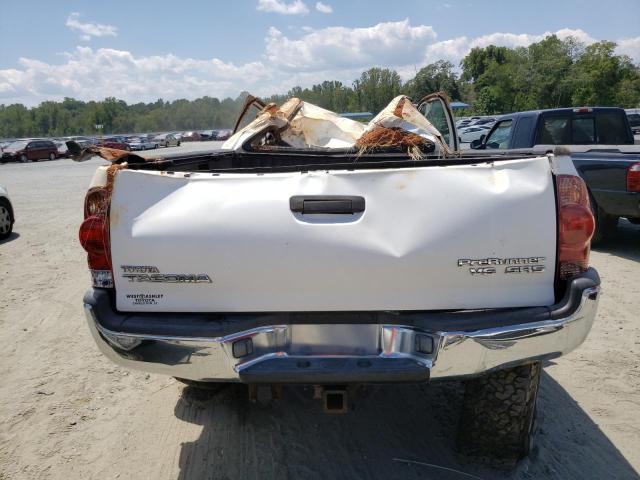 5TETU62N56Z220479 - 2006 TOYOTA TACOMA PRERUNNER ACCESS CAB WHITE photo 6