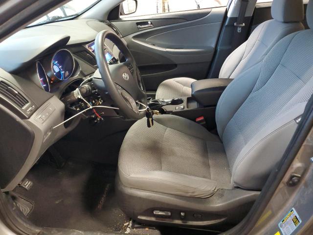 5NPEB4AC5DH732083 - 2013 HYUNDAI SONATA GLS GRAY photo 7