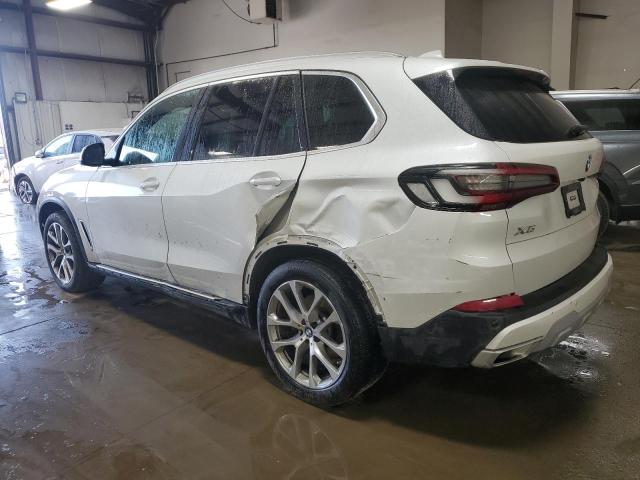 5UXCR6C0XP9P59079 - 2023 BMW X5 XDRIVE40I WHITE photo 2