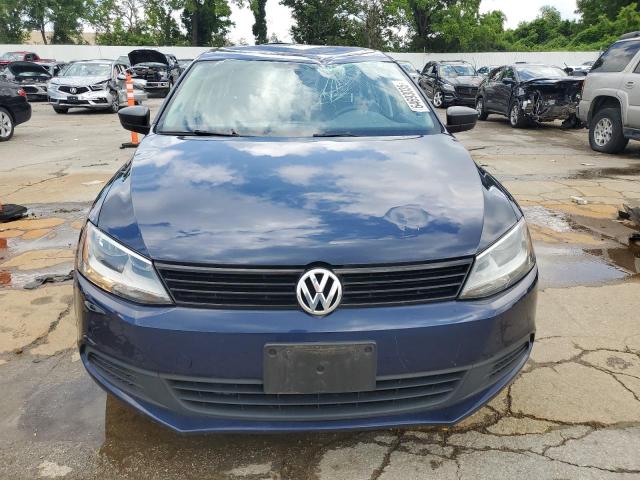 3VW2K7AJ9DM394262 - 2013 VOLKSWAGEN JETTA BASE 蓝色 照片 5