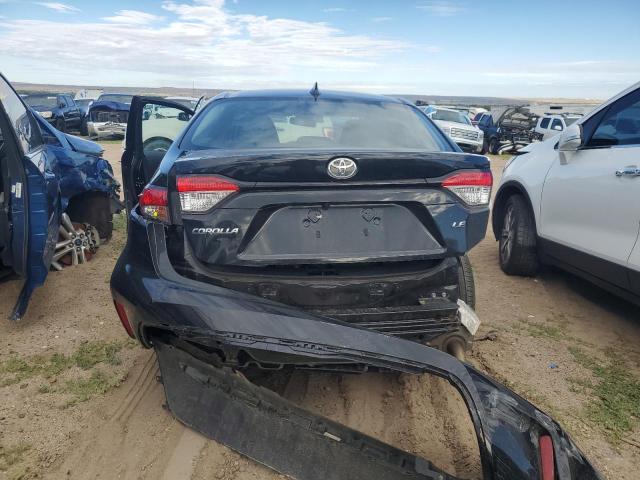 5YFEPMAE8NP307397 - 2022 TOYOTA COROLLA LE BLACK photo 6
