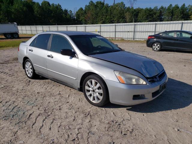 1HGCM56157A065351 - 2007 HONDA ACCORD VALUE SILVER photo 4