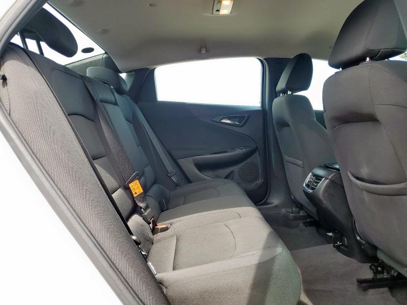 1G1ZE5ST7HF124412 - 2017 CHEVROLET MALIBU LT WHITE photo 10