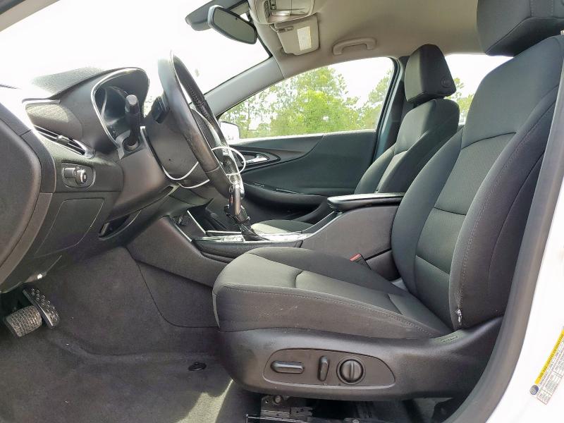 1G1ZE5ST7HF124412 - 2017 CHEVROLET MALIBU LT WHITE photo 7