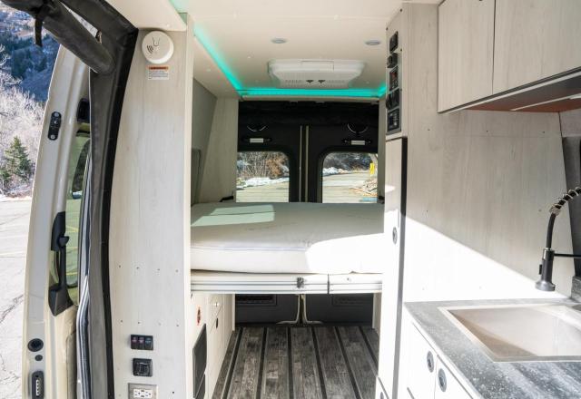 W1W4EBVYXKT017682 - 2019 MERZ SPRINTER 2500 Braun Foto 6