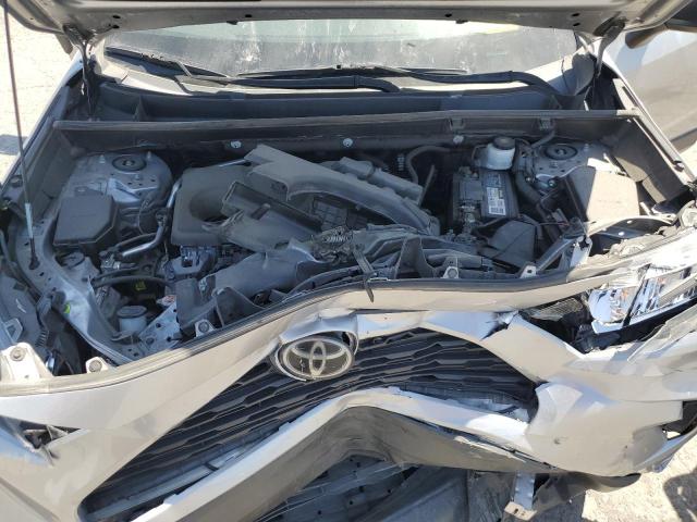 2T3H1RFV6MC131363 - 2021 TOYOTA RAV4 LE SILVER photo 12