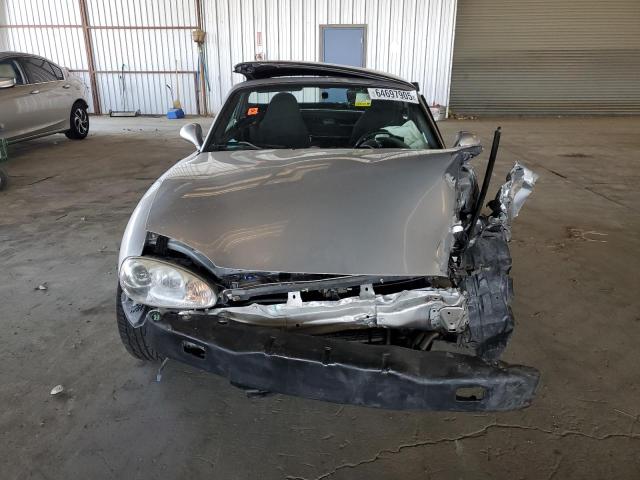 JM1NB353340406624 - 2004 MAZDA MX-5 MIATA BASE SILVER photo 5