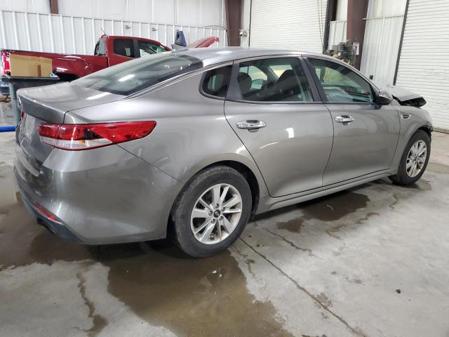 5XXGT4L3XJG220314 - 2018 KIA OPTIMA LX Argent photo 3