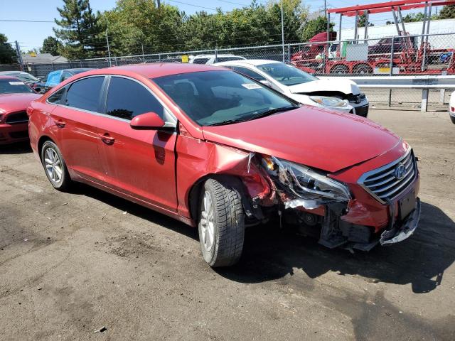 5NPE24AF0HH531837 - 2017 HYUNDAI SONATA SE RED photo 4