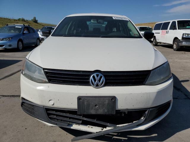 3VW2K7AJ2DM266249 - 2013 VOLKSWAGEN JETTA BASE WHITE photo 5