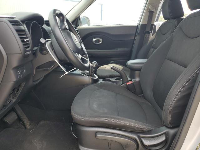 KNDJN2A24E7708168 - 2014 KIA SOUL GRAY photo 7