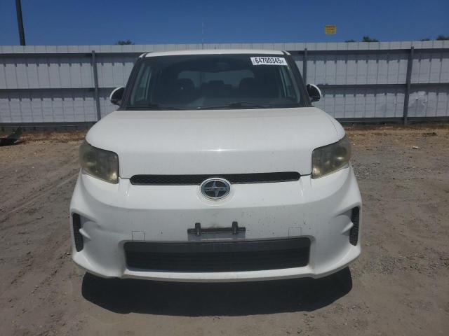 JTLZE4FE6CJ028634 - 2012 TOYOTA SCION XB WHITE photo 5