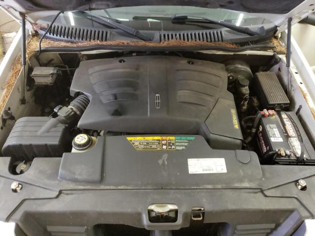 5LMEU78H73ZJ54419 - 2003 LINCOLN AVIATOR 白色 照片 11