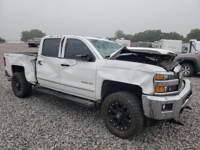 1GC4K0E83FF146621 - 2015 CHEVROLET SILVERADO K3500 LTZ WHITE photo 4