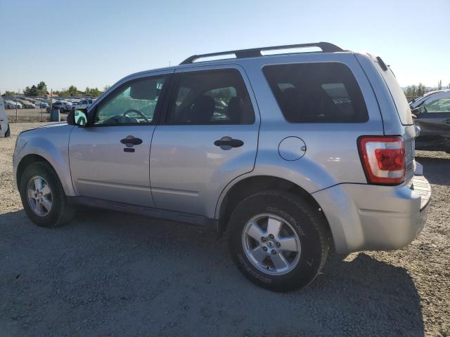 1FMCU9DG2CKB54887 - 2012 FORD ESCAPE XLT SILVER photo 2