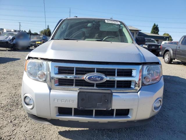 1FMCU9DG2CKB54887 - 2012 FORD ESCAPE XLT SILVER photo 5