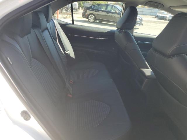 4T1G11AK7PU815389 - 2023 TOYOTA CAMRY SE NIGHT SHADE WHITE photo 10