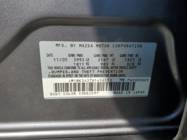 JM1BK343761456153 - 2006 MAZDA 3 HATCHBACK GRAY photo 12