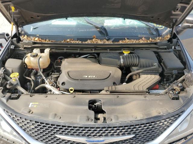 2C4RC1EG4JR248088 - 2018 CHRYSLER PACIFICA TOURING L PLUS GRAY photo 11