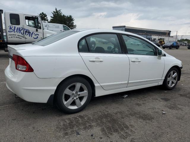 19XFA1F68BE031208 - 2011 HONDA CIVIC LX-S 白色 照片 3