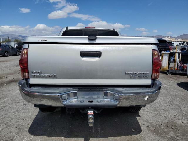 5TEJU62N55Z123028 - 2005 TOYOTA TACOMA DOUBLE CAB PRERUNNER SILVER photo 6