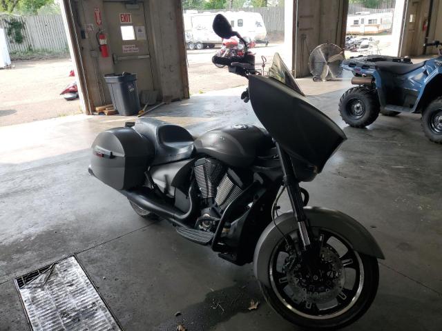 5VPDB36N1G3048293 - 2016 VICTORY MOTORCYCLES CROSS COUN GRAY photo 1