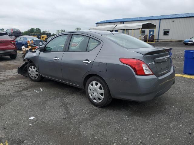 3N1CN7AP6KL846516 - 2019 NISSAN VERSA S Մոխրագույն լուսանկար 2