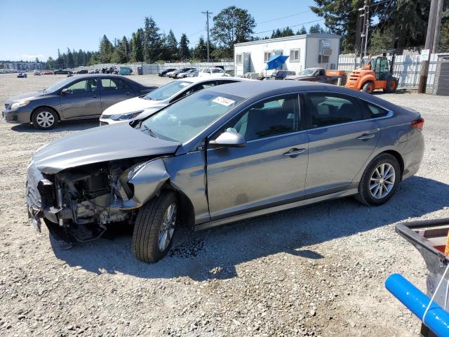 5NPE24AF7JH676492 - 2018 HYUNDAI SONATA SE GRAY photo 1