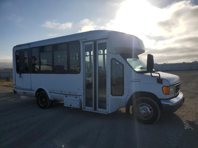 2007 FORD ECONOLINE E450 SUPER DUTY CUTAWAY VAN, null