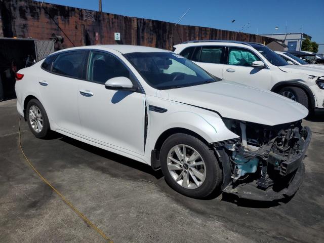 5XXGT4L39GG042131 - 2016 KIA OPTIMA LX WHITE photo 4