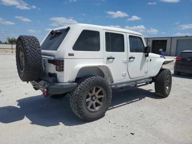 1C4HJWDG1EL132765 - 2014 JEEP WRANGLER U SPORT WHITE photo 3