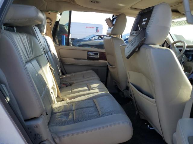 5LMJJ2J53CEL03202 - 2012 LINCOLN NAVIGATOR თეთრი ფოტო 11