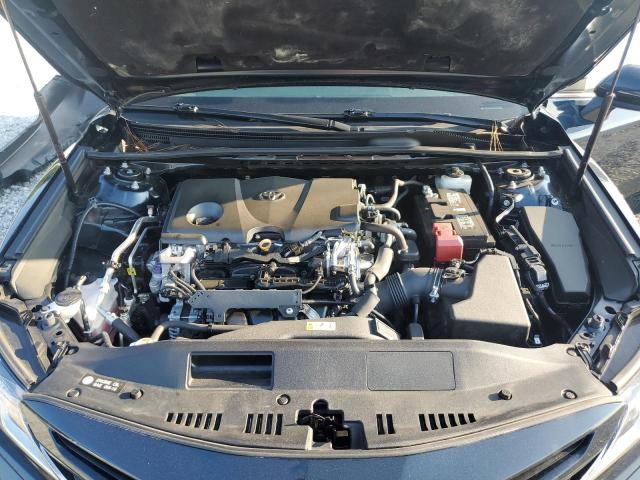 4T1B11HK5JU666472 - 2018 TOYOTA CAMRY L TEAL photo 11