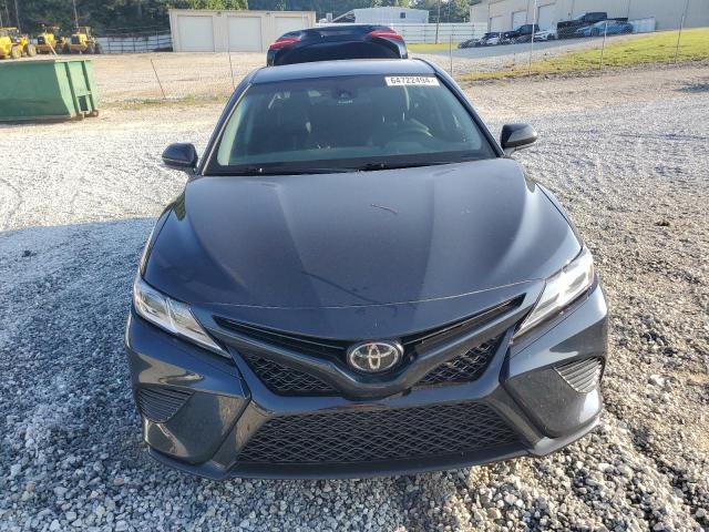 4T1B11HK5JU666472 - 2018 TOYOTA CAMRY L TEAL photo 5