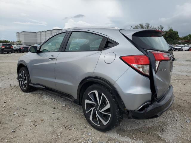 3CZRU5H14LM702890 - 2020 HONDA HR-V SPORT SILVER photo 2