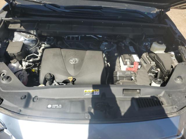 5TDGZRAH9NS140680 - 2022 TOYOTA HIGHLANDER XLE SILVER photo 12